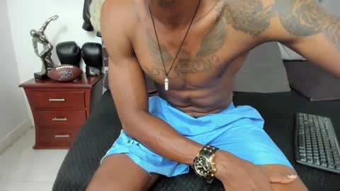HOT MEN BLACK online show from December 2024 06:49:01 PM