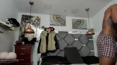 HOT MEN BLACK online show from April 2026 12:00:02 PM