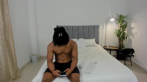 Snapshot of king_master77 chatting on February 2025 11:11:02 AM king_master77 online show from February 2025 11:11:02 AM