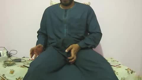 Snapshot of king_of_arabians chatting on April 2026 10:18:02 PM king_of_arabians online show from April 2026 10:18:02 PM