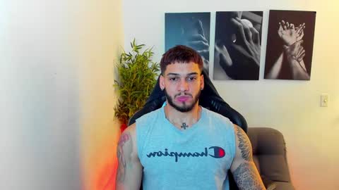 king_of_kings__ online show from February 2025 11:06:02 PM