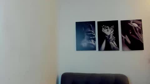 king_of_kings__ online show from October 2025 12:57:01 AM