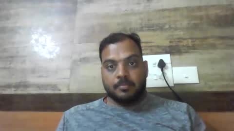 kingalpines1 online show from November 2025 05:59:01 PM