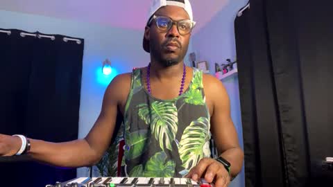 KC online show from March 2025 04:39:02 AM