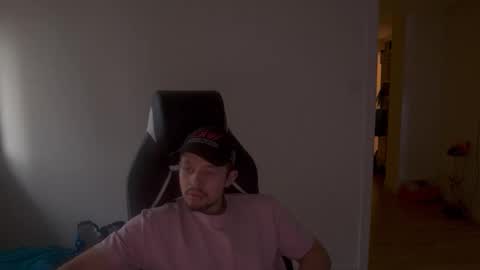 Snapshot of kingkong47971853 chatting on November 2025 02:48:02 PM kingkong47971853 online show from November 2025 02:48:02 PM