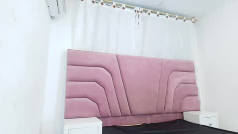 kingmaverickx online show from April 2026 03:18:01 AM