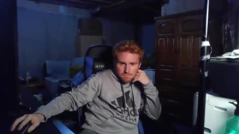 Snapshot of kingoffootfetish chatting on October 2025 04:02:02 AM Master King Tommy online show from October 2025 04:02:02 AM