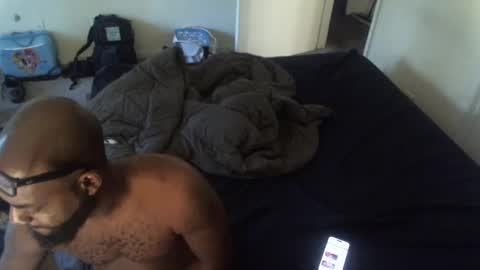 kingofkingz74 online show from October 2025 02:47:01 PM