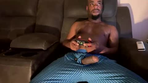 kingofkingz74 online show from November 2025 11:47:01 PM