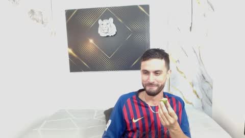 KING  online show from April 2026 03:15:01 AM