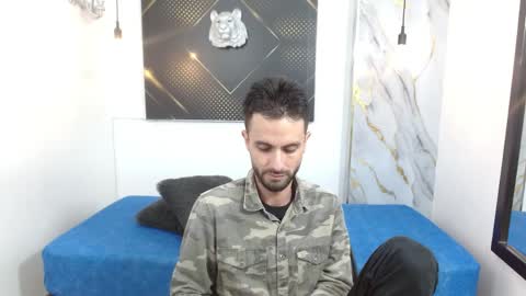 KING  online show from April 2026 03:16:01 AM