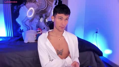  A L E X  online show from February 2026 12:51:01 AM