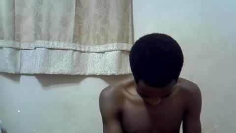 Snapshot of kingsleeee chatting on July 2026 05:03:02 AM kingsleeee online show from July 2026 05:03:02 AM
