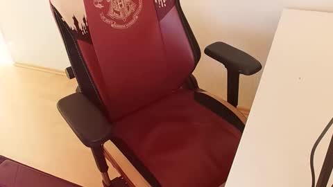 kingsnake1504 online show from March 2026 07:42:01 AM