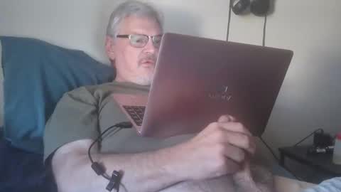 kingtongue10 online show from February 2026 09:33:01 PM