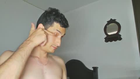 kingwes15 online show from February 2026 07:36:01 PM