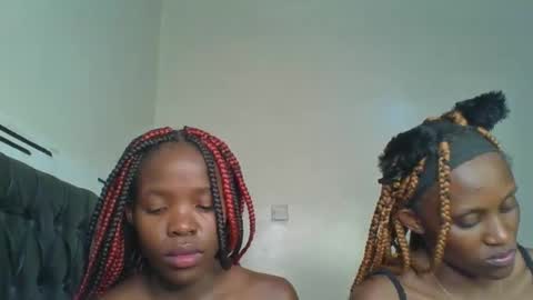 kinky_aria online show from September 2025 03:29:01 AM