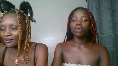 kinky_aria online show from September 2025 06:23:02 PM