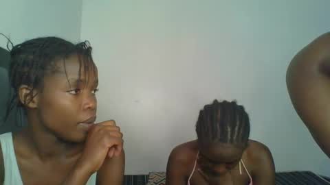 kinky_aria online show from October 2025 05:59:01 AM