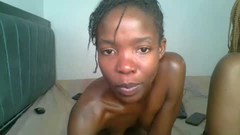 kinky_aria online show from October 2025 06:13:02 PM