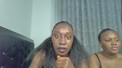 Snapshot of kinky_leila chatting on July 2026 10:46:01 PM kinky_leila online show from July 2026 10:46:01 PM