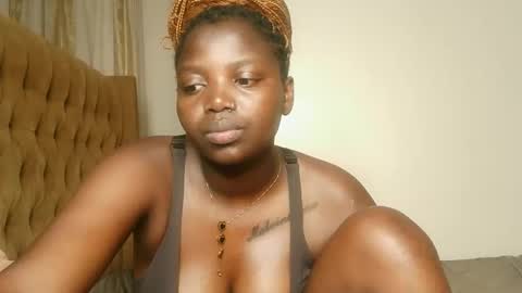 Lola online show from January 2026 01:16:02 PM