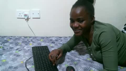 kinky_nymo online show from May 2026 01:06:01 PM