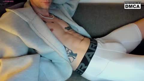 kinky_spidey online show from June 2026 02:09:02 AM