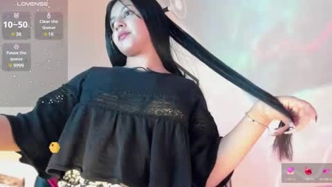 Snapshot of kinky_yeyns chatting on January 2025 04:04:02 AM kinky yeyns online show from January 2025 04:04:02 AM