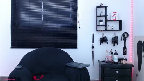 Allison  Diego online show from December 2024 05:37:02 PM