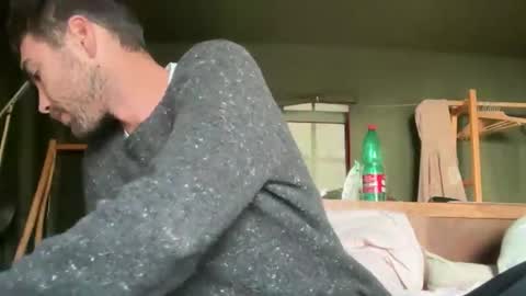 Snapshot of kinkyboyy31 chatting on November 2025 02:49:01 PM M online show from November 2025 02:49:01 PM