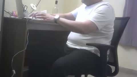 kinkyguy7979 online show from January 2026 03:50:01 PM