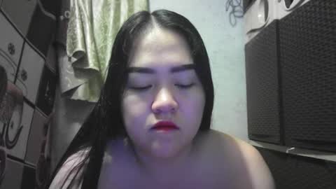 Snapshot of kinkyhotcumm chatting on October 2025 03:45:01 PM KAREN online show from October 2025 03:45:01 PM