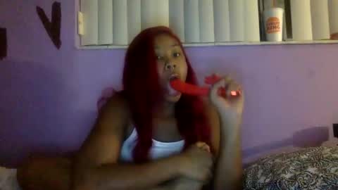 Bunniii online show from November 2025 02:22:01 AM