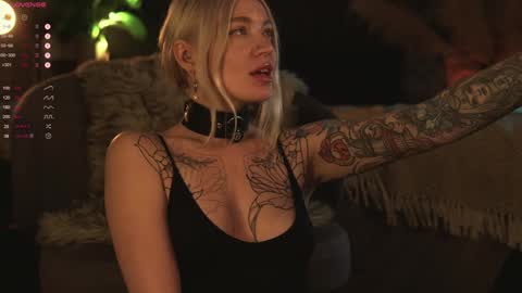 kinkylina_ online show from December 2024 06:30:02 PM