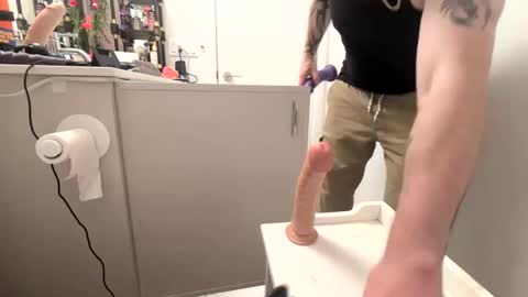 kinkysexpervert online show from February 2025 11:58:01 PM