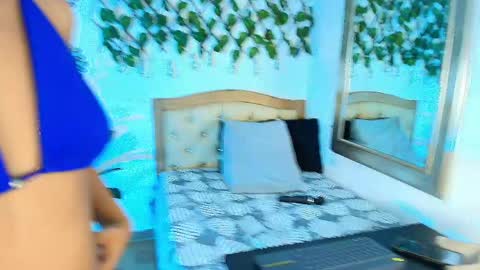 Snapshot of kinkysweet__ chatting on June 2026 11:22:02 PM Isabella online show from June 2026 11:22:02 PM