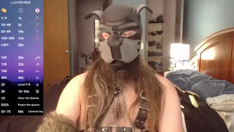 Snapshot of kinkywolf87 chatting on December 2024 06:48:01 PM kinkywolf87 online show from December 2024 06:48:01 PM