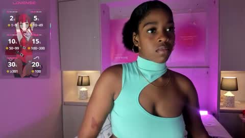 Snapshot of kiomarabaker chatting on November 2025 11:43:01 AM M A R A online show from November 2025 11:43:01 AM