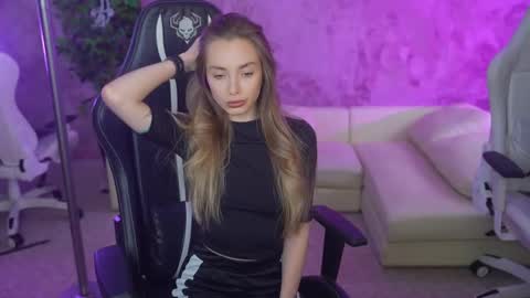 Sweet girls online show from March 2025 02:15:02 AM