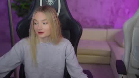 Sweet girls online show from March 2025 07:43:02 AM