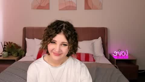 Kira online show from May 2026 08:42:02 AM