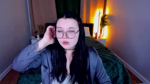 kira online show from March 2026 01:10:01 AM