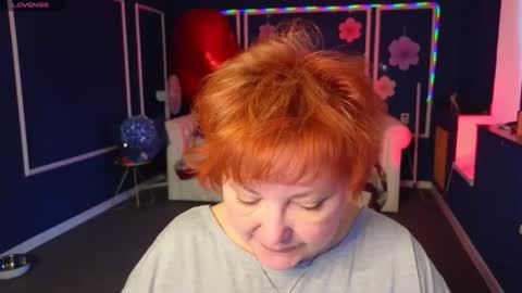 Snapshot of kira_kennet chatting on April 2026 06:27:01 AM Kira Kennet online show from April 2026 06:27:01 AM