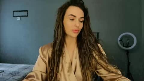 Kira love1 online show from April 2026 07:14:01 AM