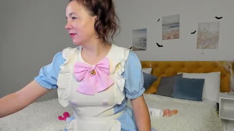 kiraadamss online show from November 2025 01:08:01 AM