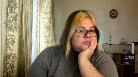 Just Kira online show from December 2024 09:58:01 AM