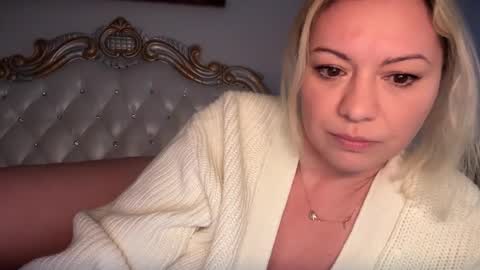 KiraDivine online show from February 2025 02:22:02 PM