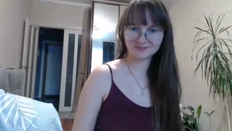 Snapshot of kiragoldens chatting on December 2024 09:40:02 AM KiraGoldens online show from December 2024 09:40:02 AM