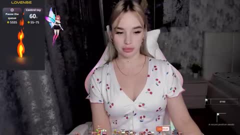 kirakrox online show from October 2025 08:33:01 PM